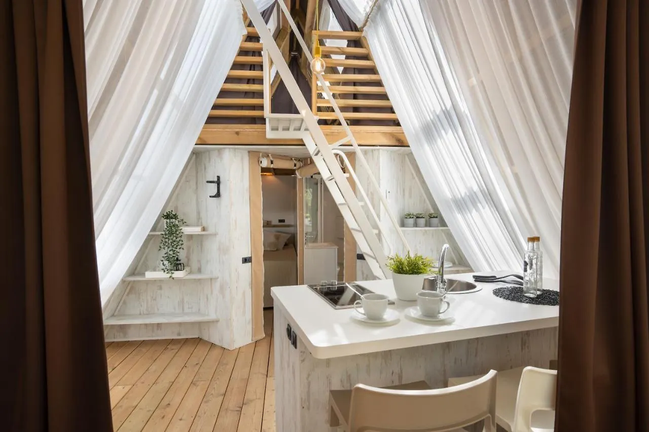 Kemp Camping Il Capannino Glamping Village Marina Di Bibbona