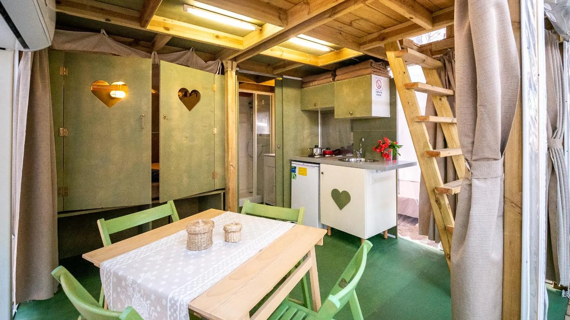 Camping Il Capannino Glamping Village Marina Di Bibbona Kemp